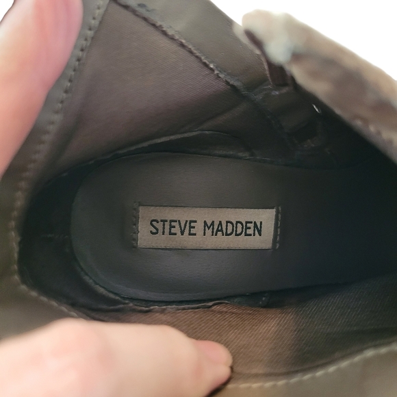 Steve Madden Cian suede anke boot with fringe - 9.            G - Picture 6 of 10